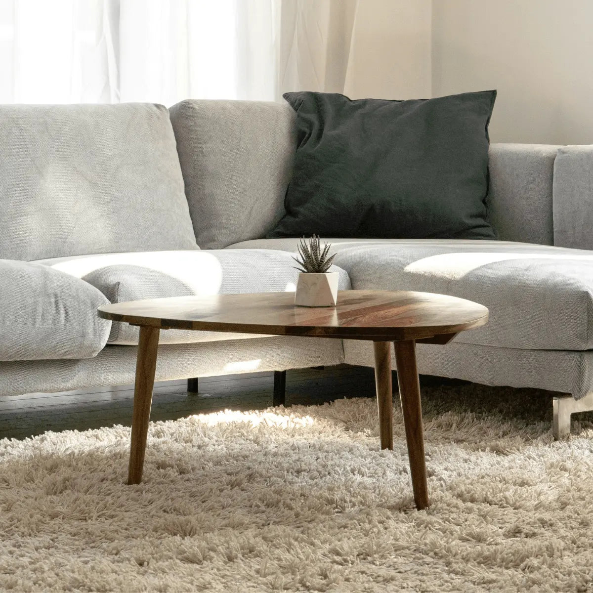 Factors to Consider Before Buying a Solid Wood Coffee Table